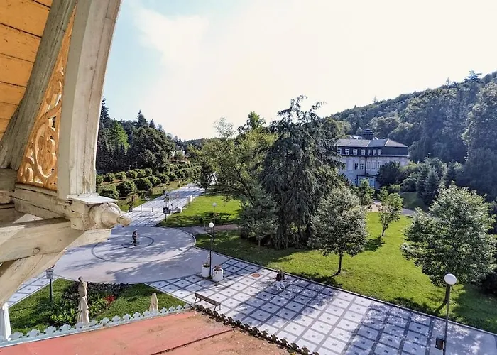Garsonka - * Luhačovice
